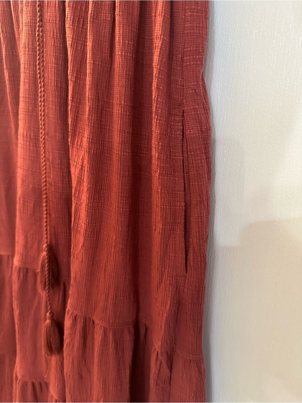 Max Studio Sleeveless V-Neck Tiered Maxi Dress (size L, rust red/marsala) NWT - Picture 4 of 5
